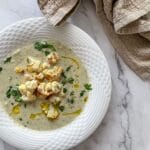 bloemkoolsoep met gepofte knoflook