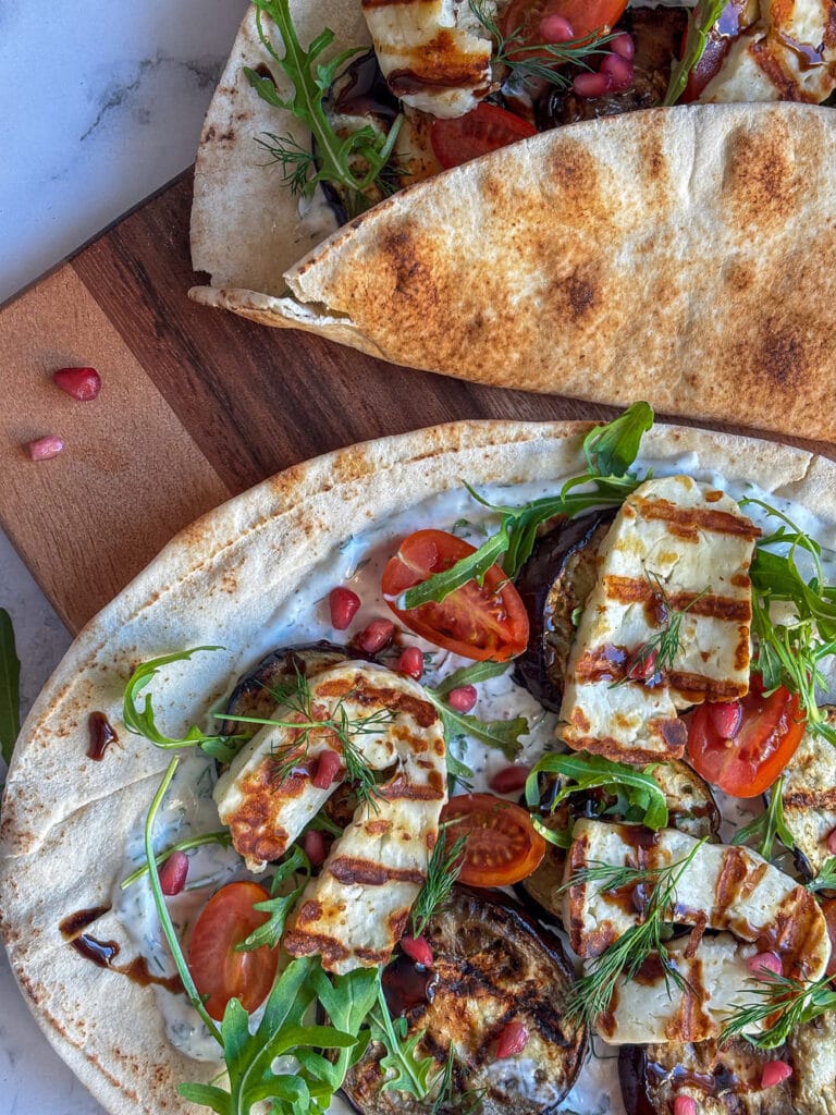 Libanees platbrood met halloumi
