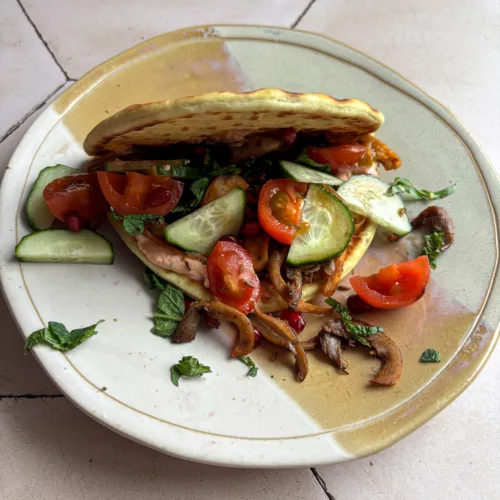 oesterzwam shoarma flatbread