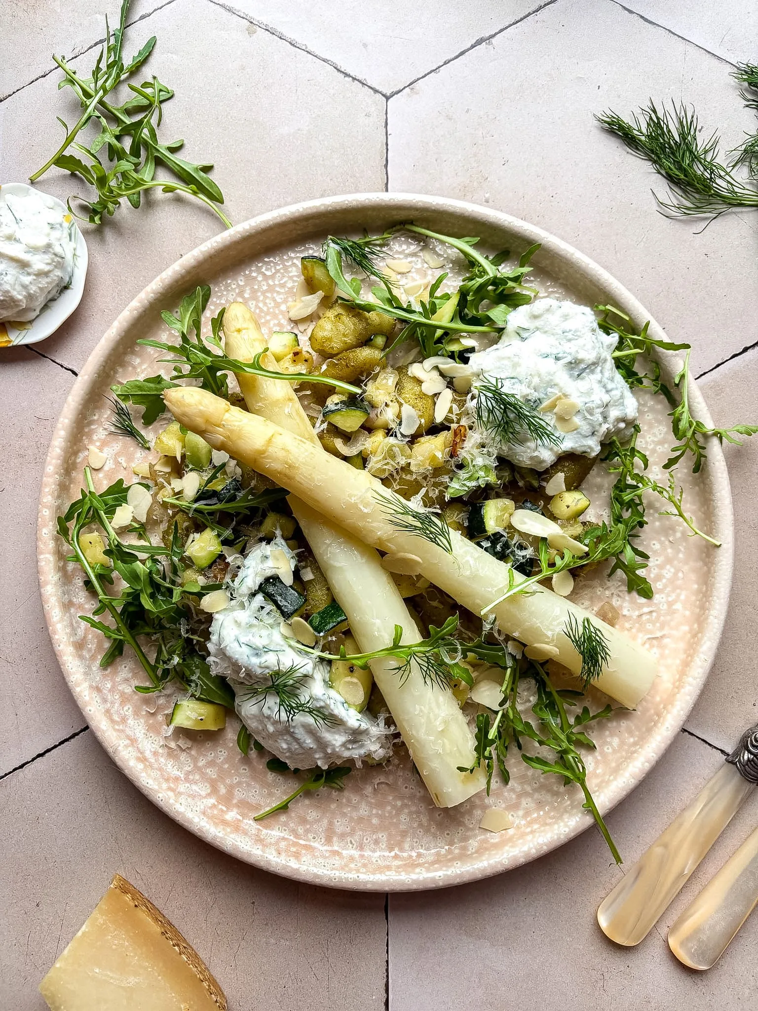 pesto gnocchi witte asperge